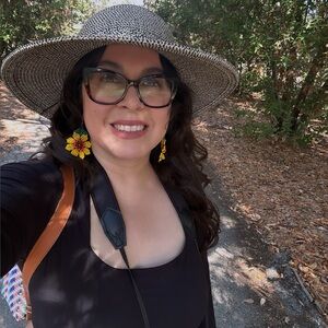 Meet your Posher, Irene